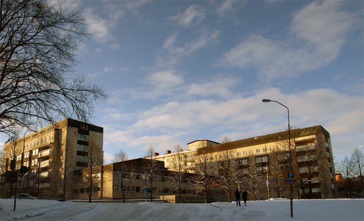 Universitätskrankenhaus von Uppsala (Foto Ojan, Wikimedia Commons)