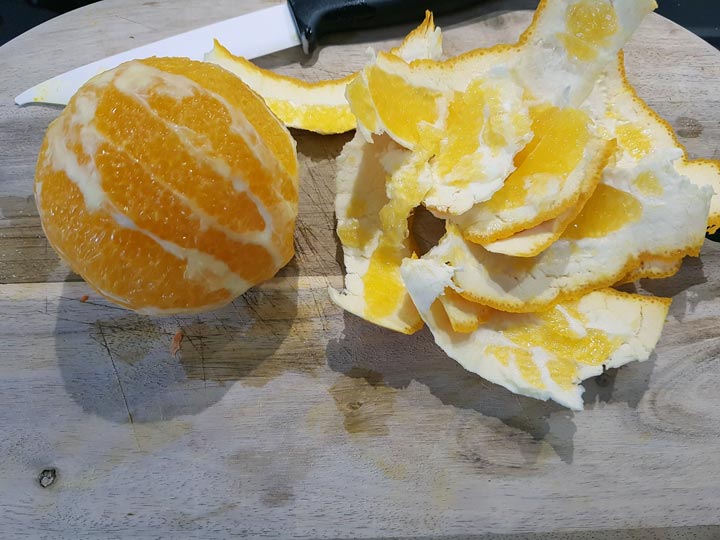 Orange schälen