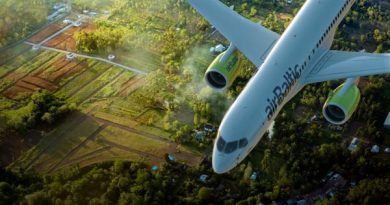 Bombardier CS300 von airBaltic