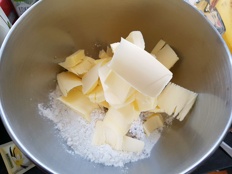 Mehl, Butter und Gewürze