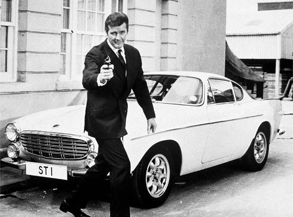 Roger Moore Volvo P1800 S