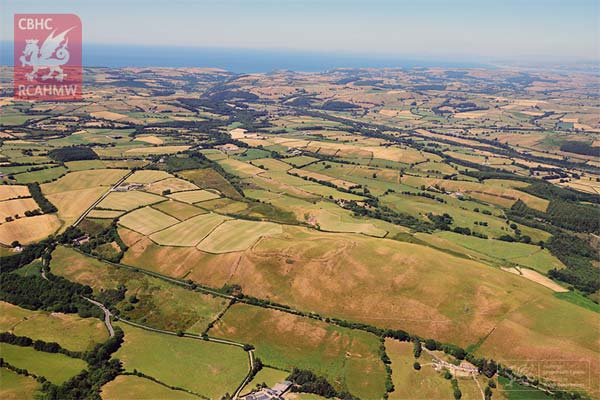 Luftbildarchäologie Wales Trockenheit