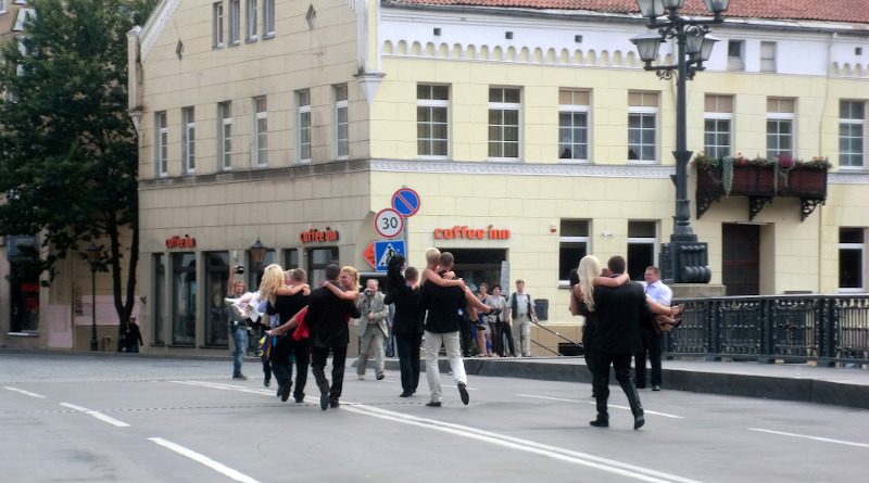 klaipeda bruecke brauchtum