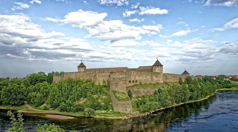 narva nowgorod festung