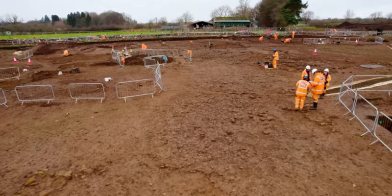 England: Wohlhabende römische Siedlung bei Arbeiten an Bahntrasse freigelegt