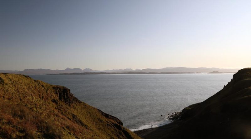 Blick von Isle of Skye auf Wester Ross