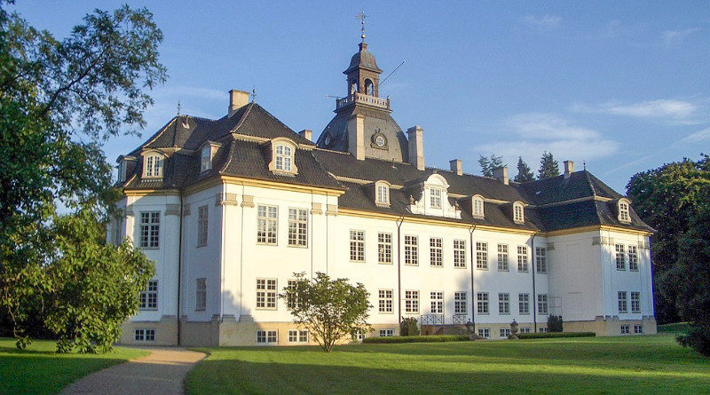 schloss charlottenlund verkauf