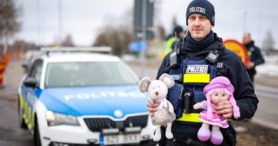 Kuscheltiere Estland Polizei