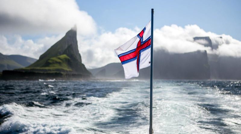 Färöer Flagge Fahne