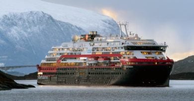 MS Fridtjof Nansen Hurtigruten