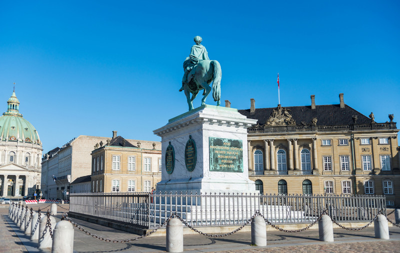 schloss amalienborg