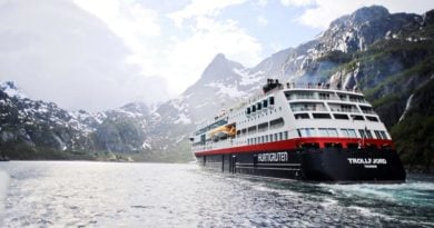 MS Trollfjord Nordkap Spitzbergen Express