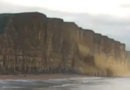 England: Gewaltiger Klippenabbruch an Jurassic Coast von Dorset (Video)