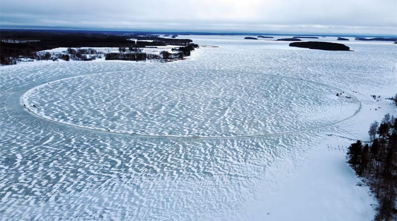 Eiskarussell Finnland