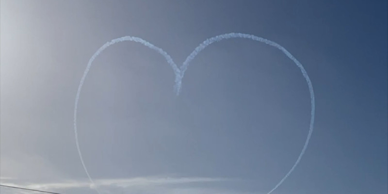 Herz Himmel Red Arrows