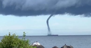 Tornado Ostsee Finnischer Meerbusen