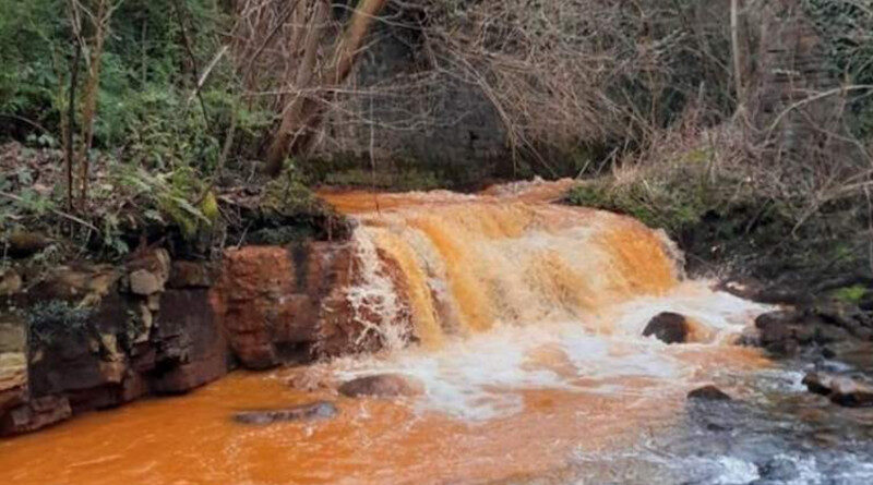 Fluss Wales Orange