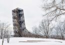 Neue Touristenattraktion in Lettland: Auch Kuldīga hat jetzt einen schiefen Turm