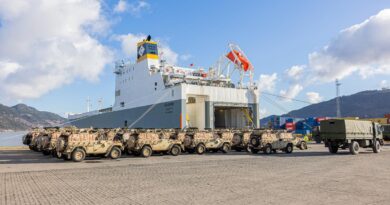 Norwegen spendet Ukraine 76 Militärfahrzeuge – indirekt über Nordmazedonien