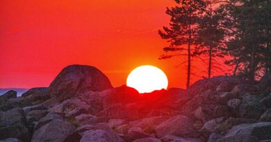 Roter Sonnenuntergang Finnland