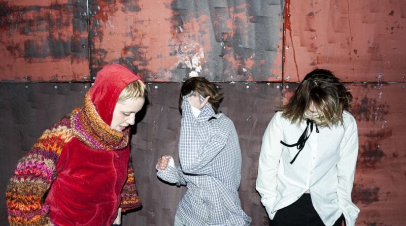 GRÓA sind zurück: Island-Punk mit Chaos, Charme und DIY-Geist